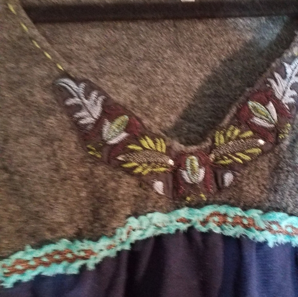 - Free people - Picture 5 of 9